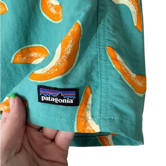 Patagonia Women's 5 In. Baggies Green Melon Print XL Rare Hike Camp Outdoor - Picture 3 of 9